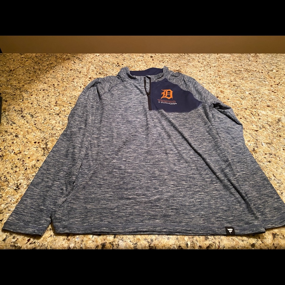 Fanatics-Detroit Tigers Pullover-Men’s Medium